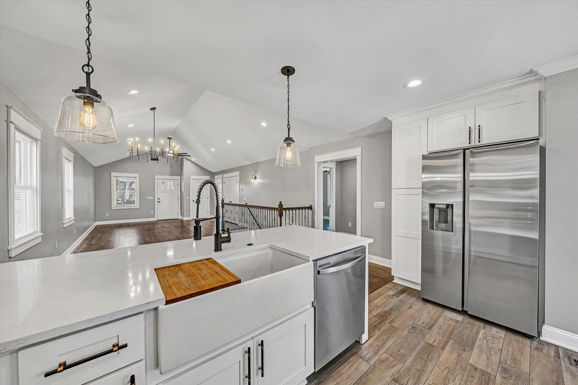 1617 Eastgate AVE NE - Photo 10