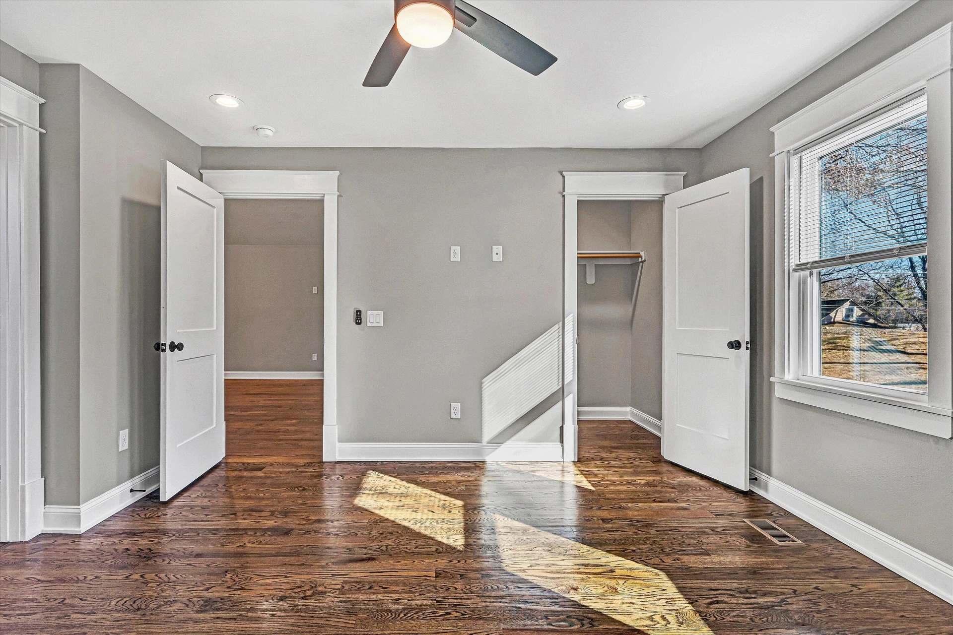 1617 Eastgate AVE NE - Photo 20
