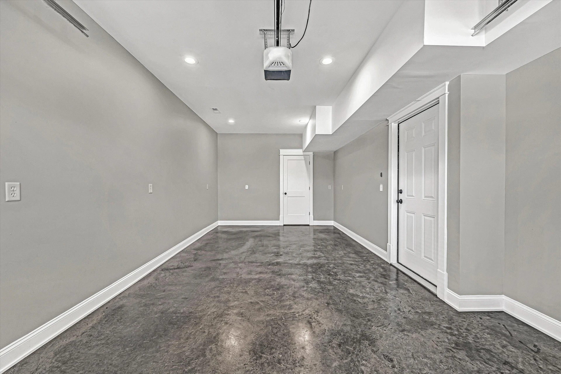 1617 Eastgate AVE NE - Photo 27