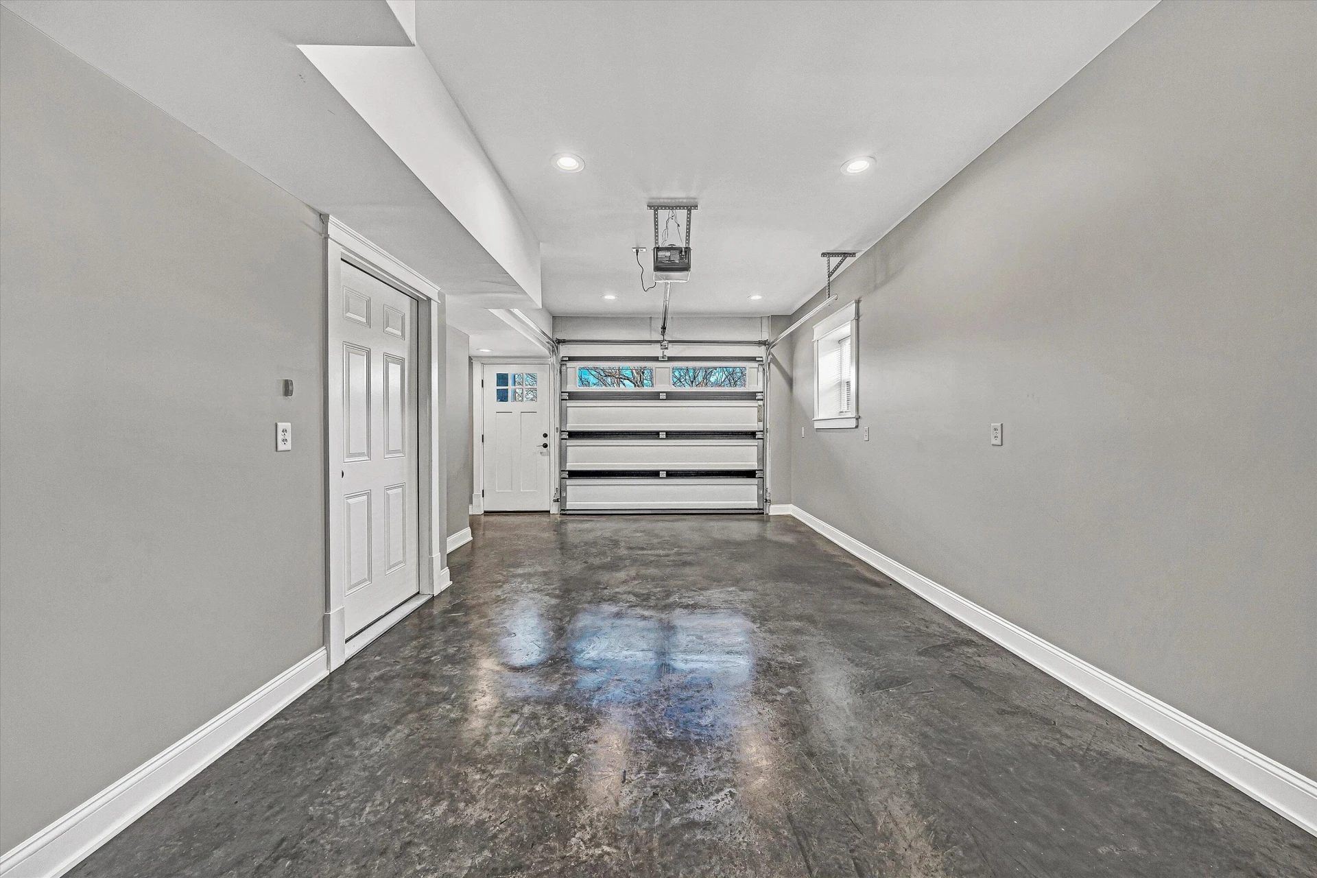 1617 Eastgate AVE NE - Photo 28