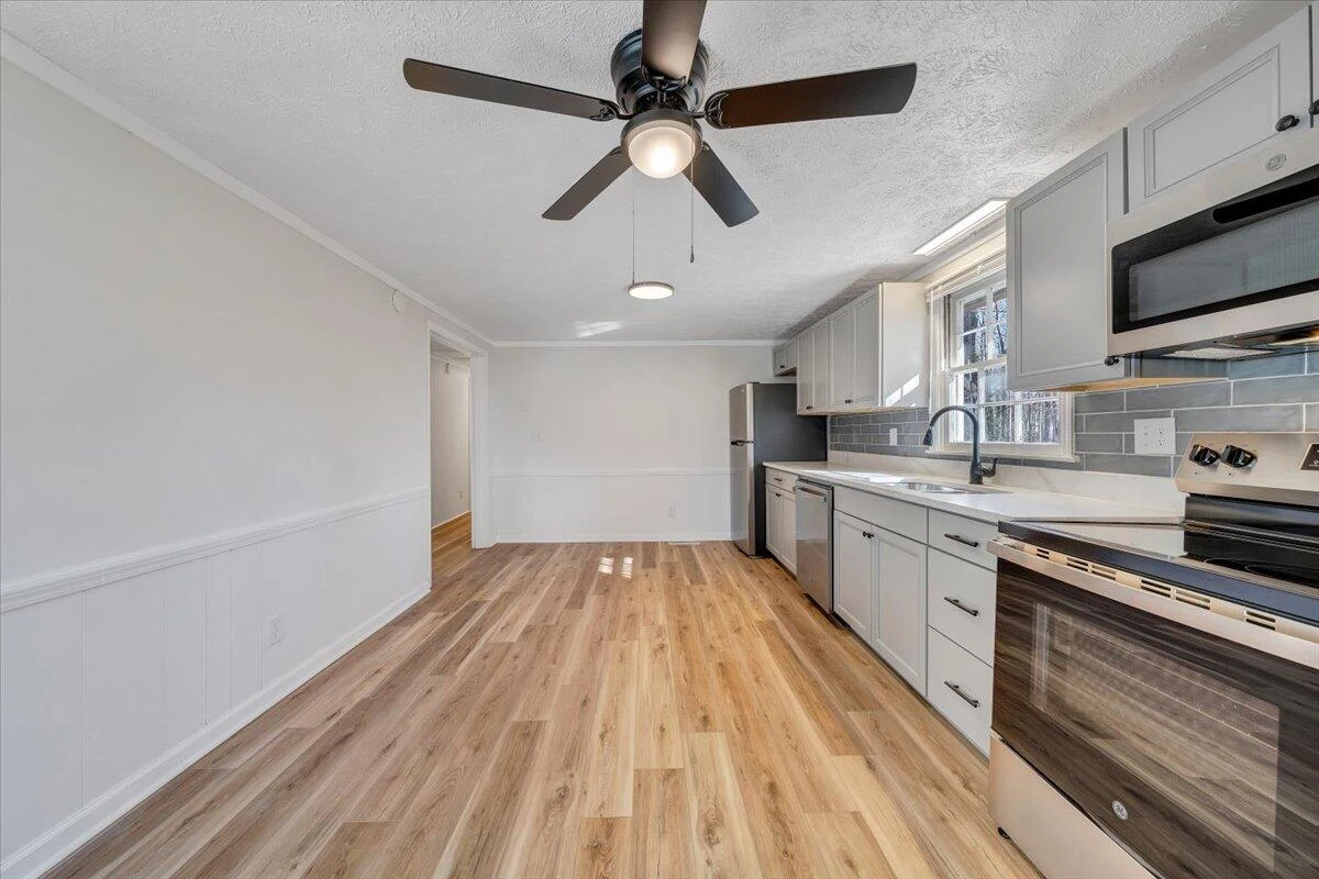 193 Meadow Green DR - Photo 10