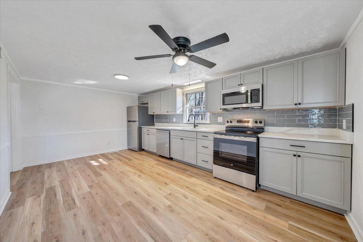 193 Meadow Green DR - Photo 11