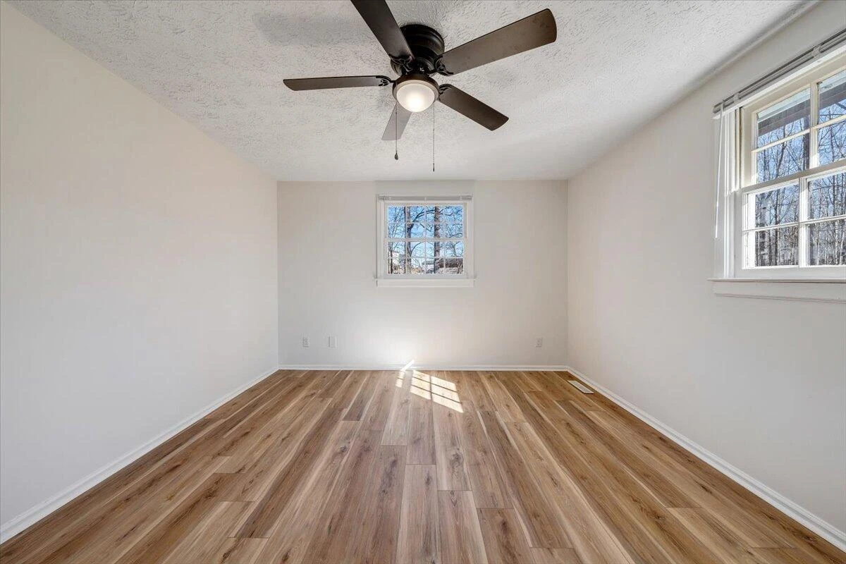 193 Meadow Green DR - Photo 23