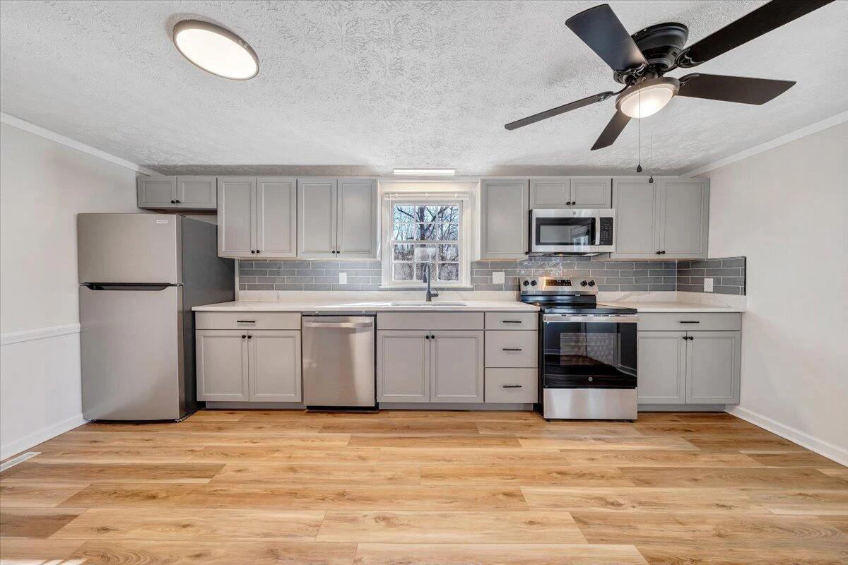 193 Meadow Green DR - Photo 8