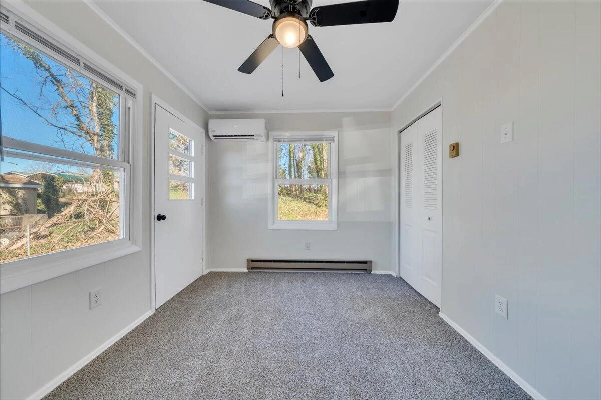 232 Confederate AVE - Photo 21