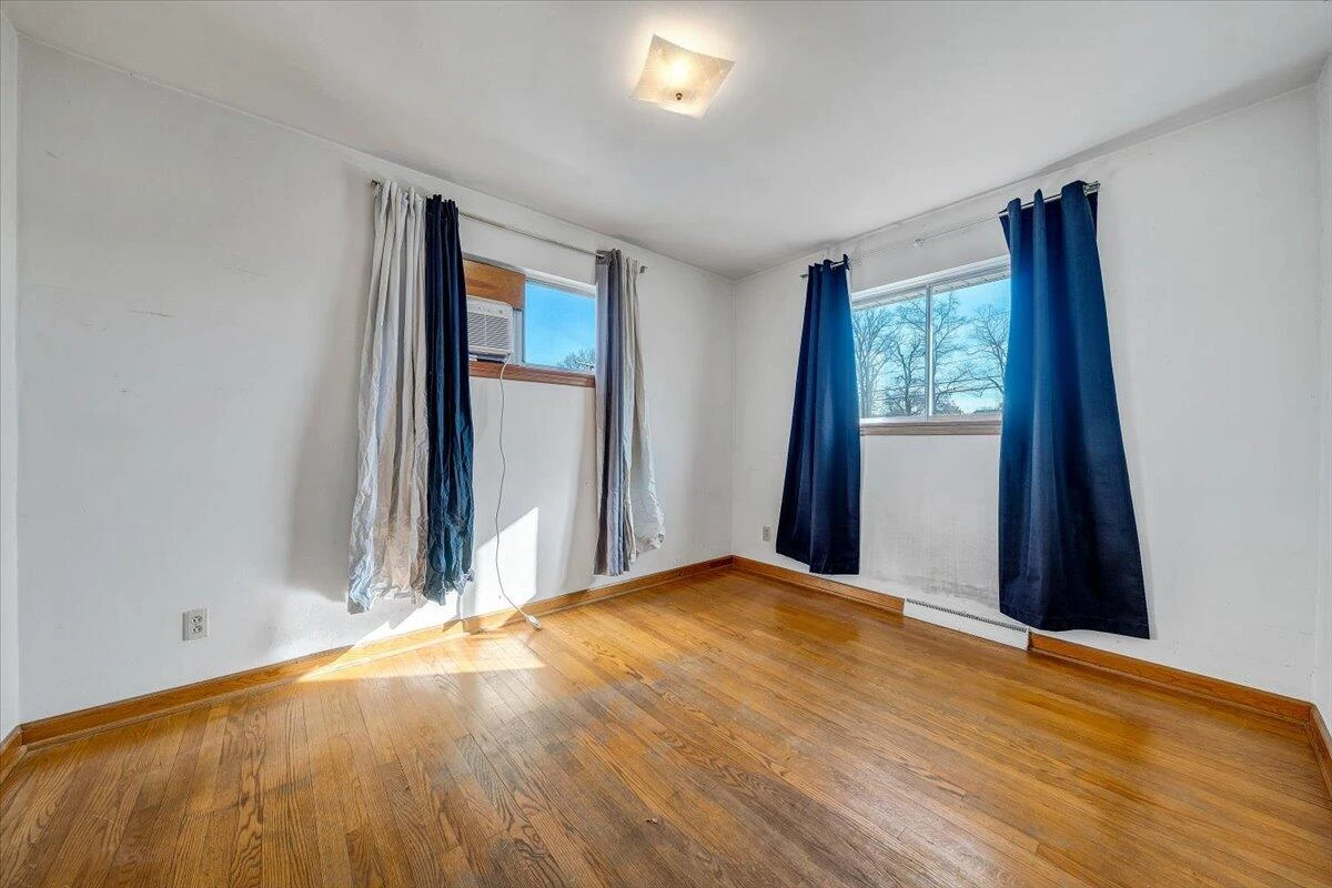 3651 TROUTLAND AVE NW - Photo 13
