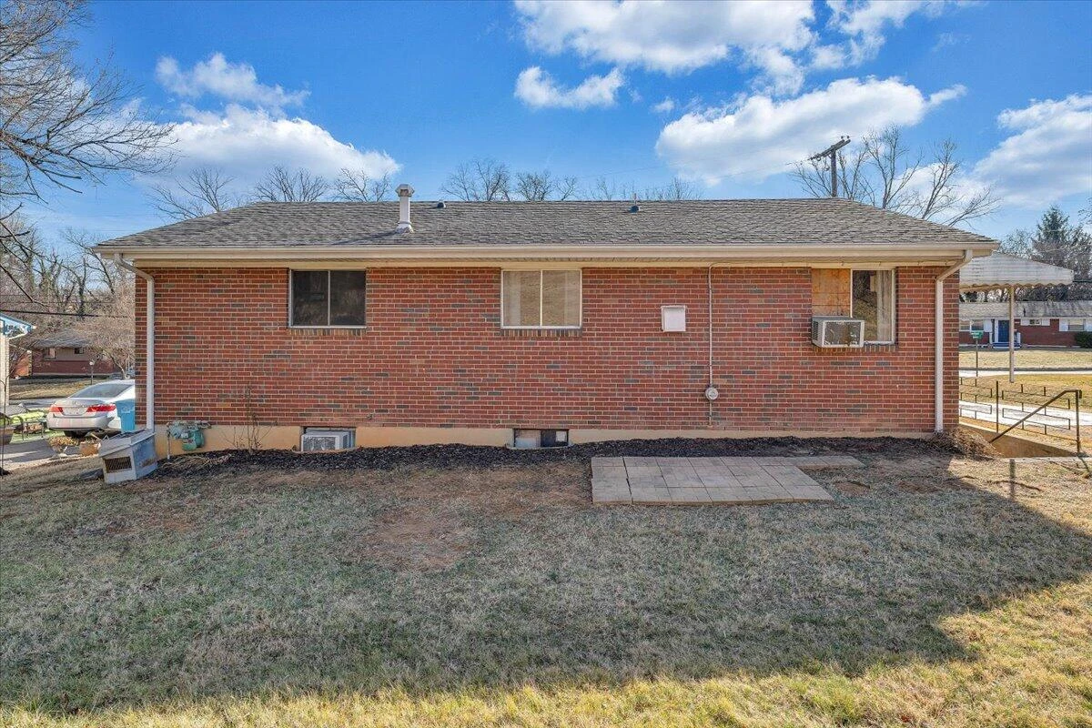 3651 TROUTLAND AVE NW - Photo 19