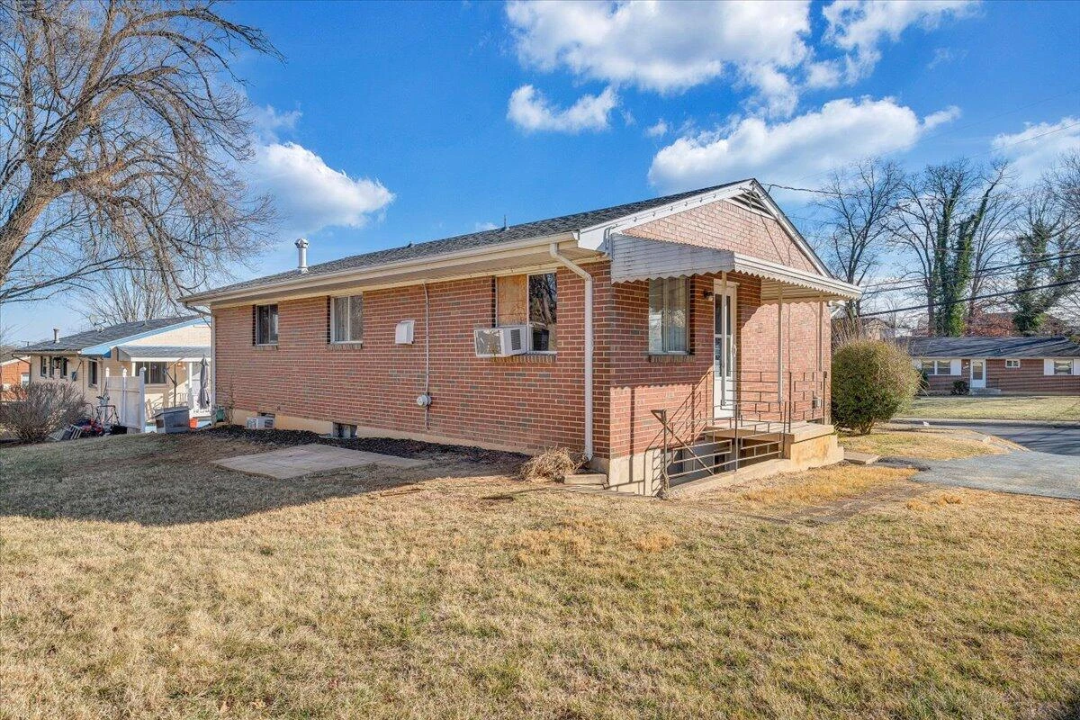 3651 TROUTLAND AVE NW - Photo 22