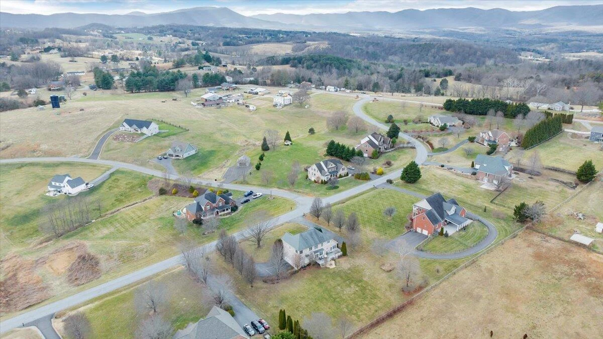 185 Walnut Manor DR - Photo 101