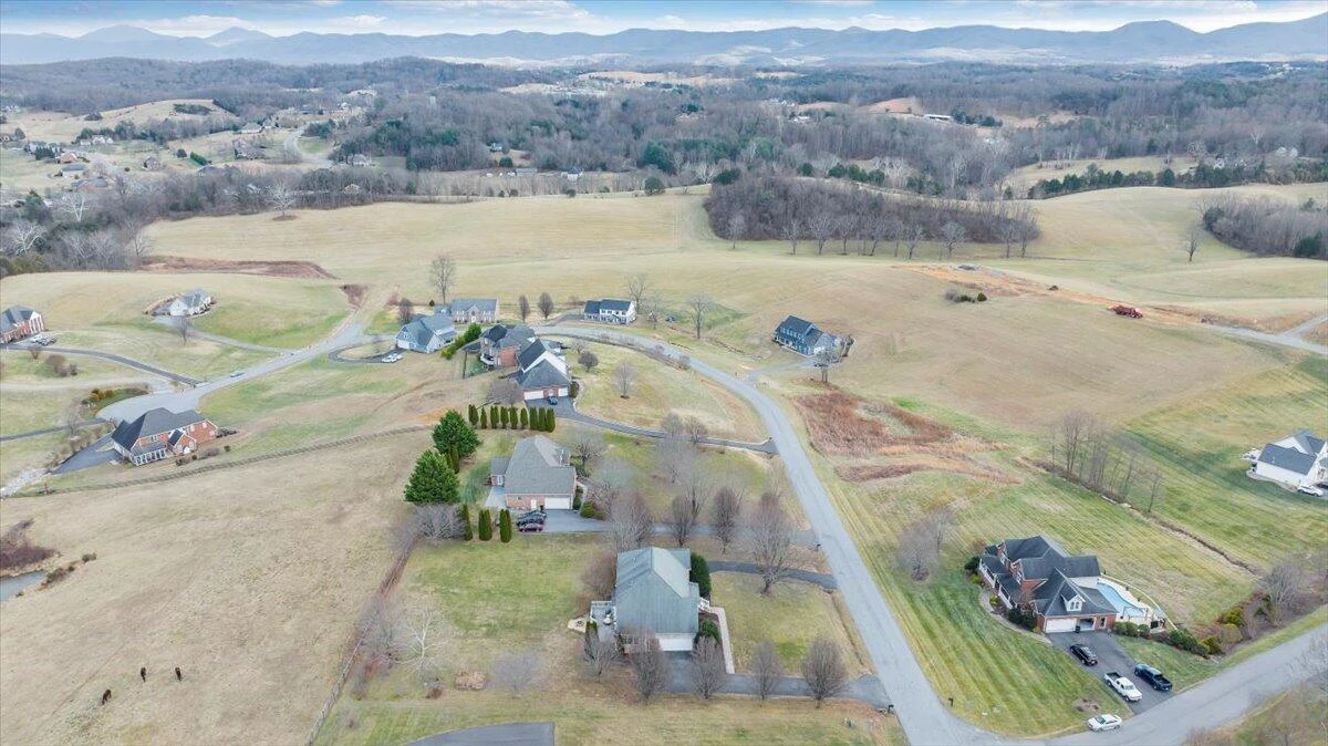 185 Walnut Manor DR - Photo 103