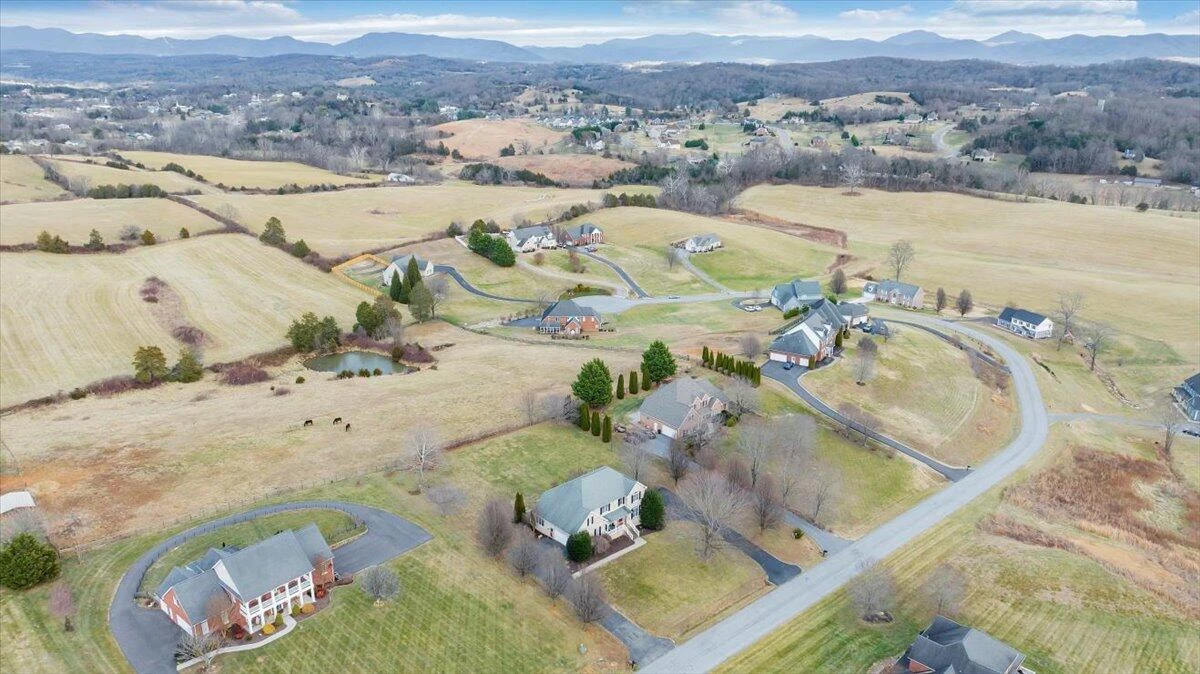 185 Walnut Manor DR - Photo 104