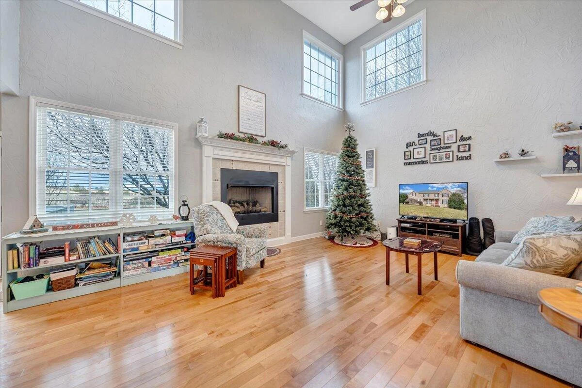 185 Walnut Manor DR - Photo 18