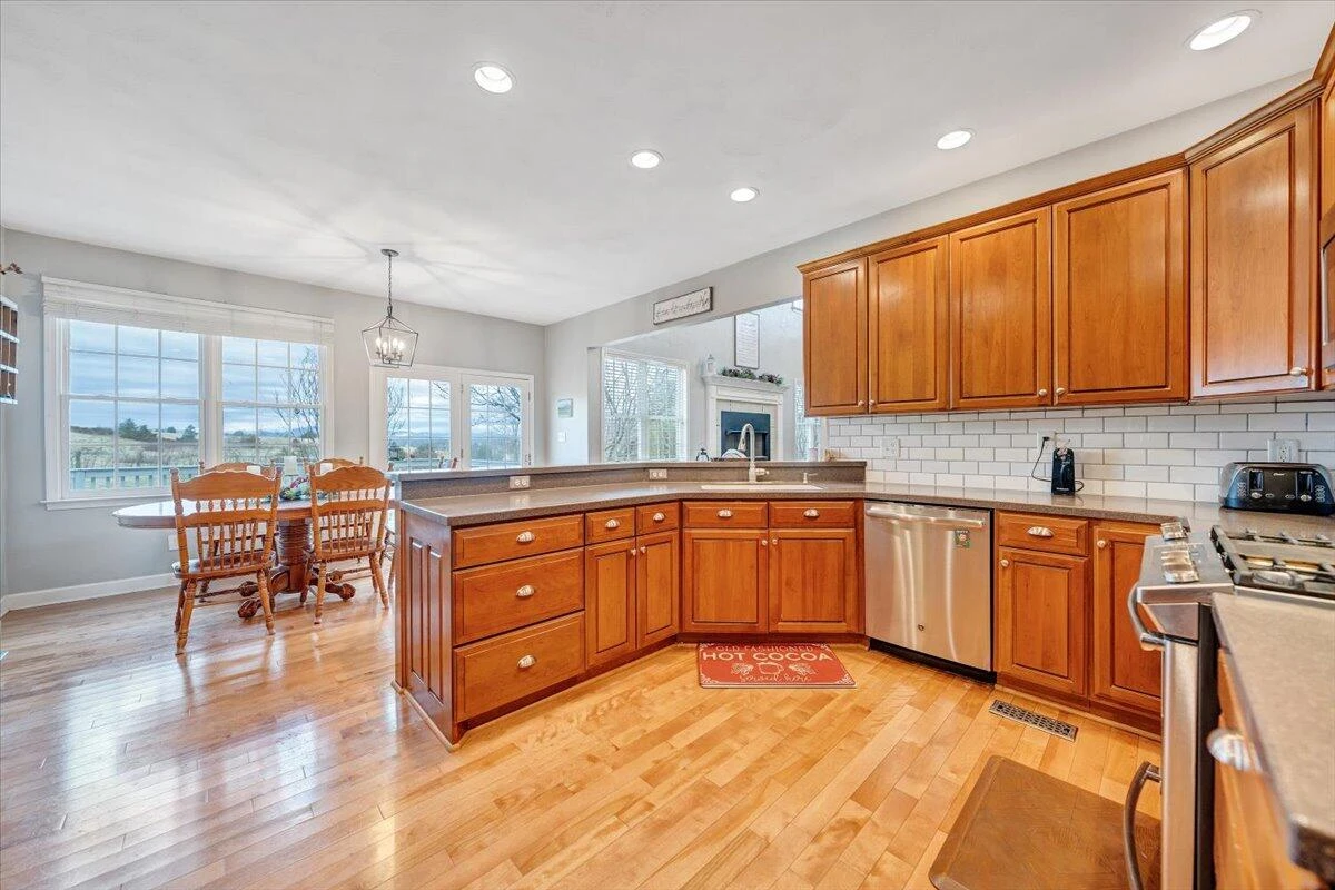 185 Walnut Manor DR - Photo 24