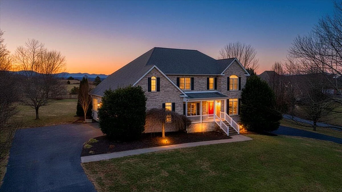 185 Walnut Manor DR - Photo 3
