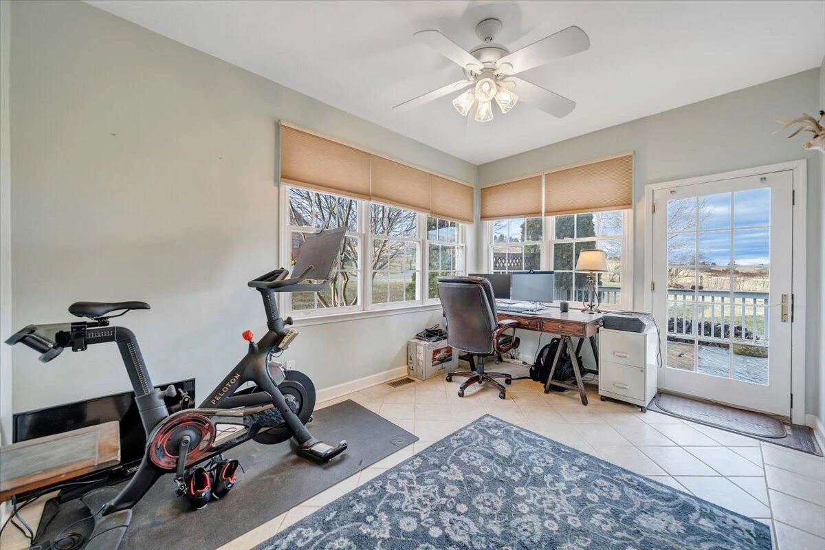 185 Walnut Manor DR - Photo 33