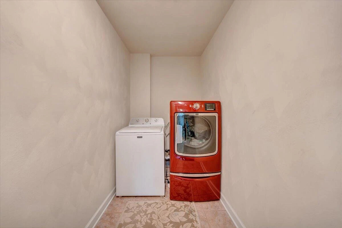 185 Walnut Manor DR - Photo 46