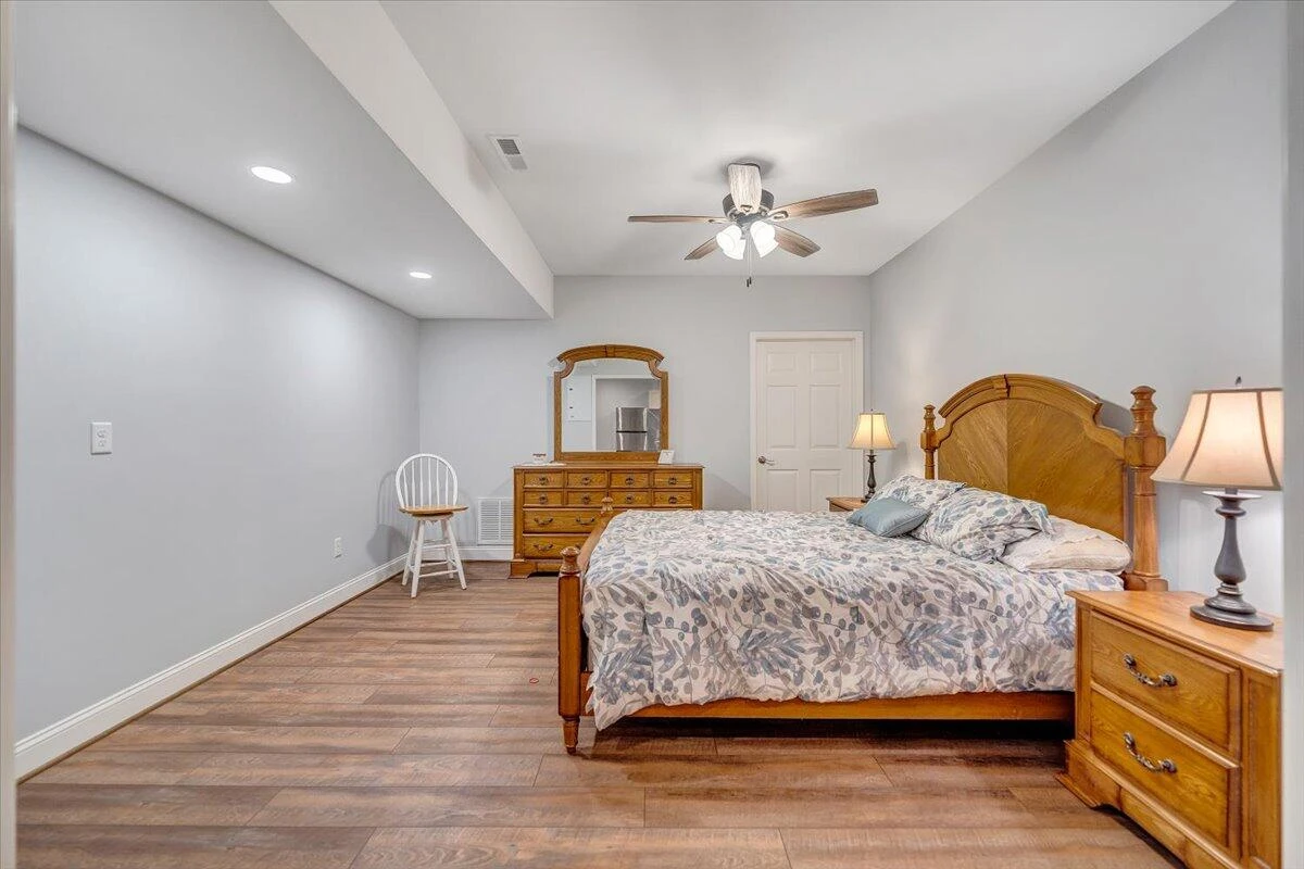 185 Walnut Manor DR - Photo 61