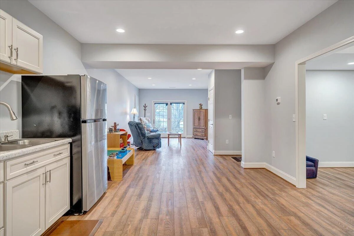 185 Walnut Manor DR - Photo 64