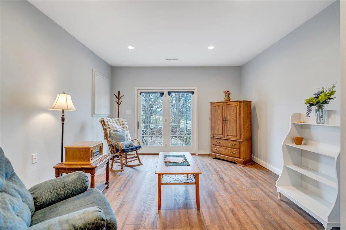 185 Walnut Manor DR - Photo 67