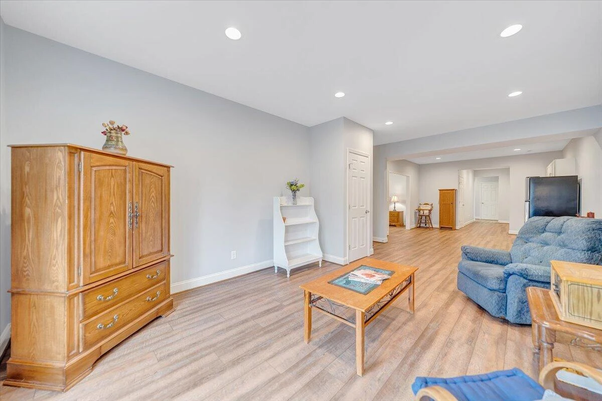 185 Walnut Manor DR - Photo 69