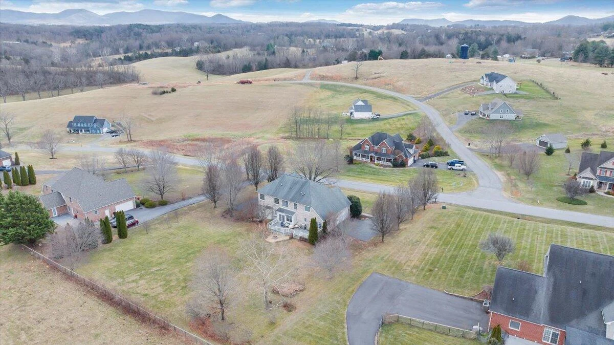 185 Walnut Manor DR - Photo 99