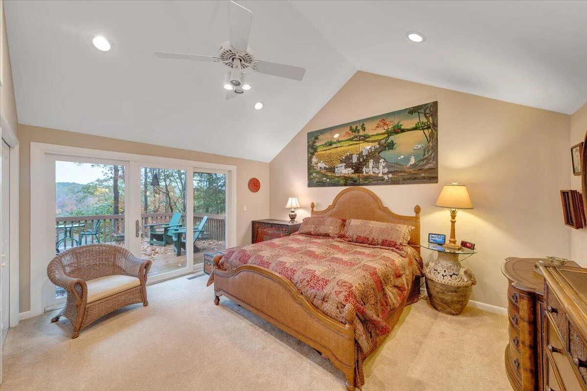 119 Cathedral Oaks LN - Photo 22