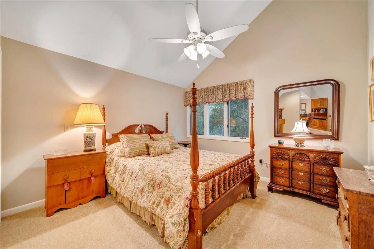 119 Cathedral Oaks LN - Photo 35