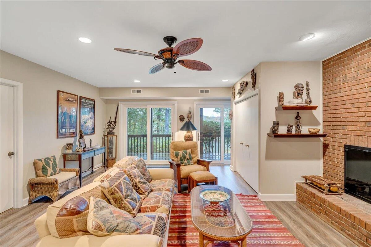119 Cathedral Oaks LN - Photo 43