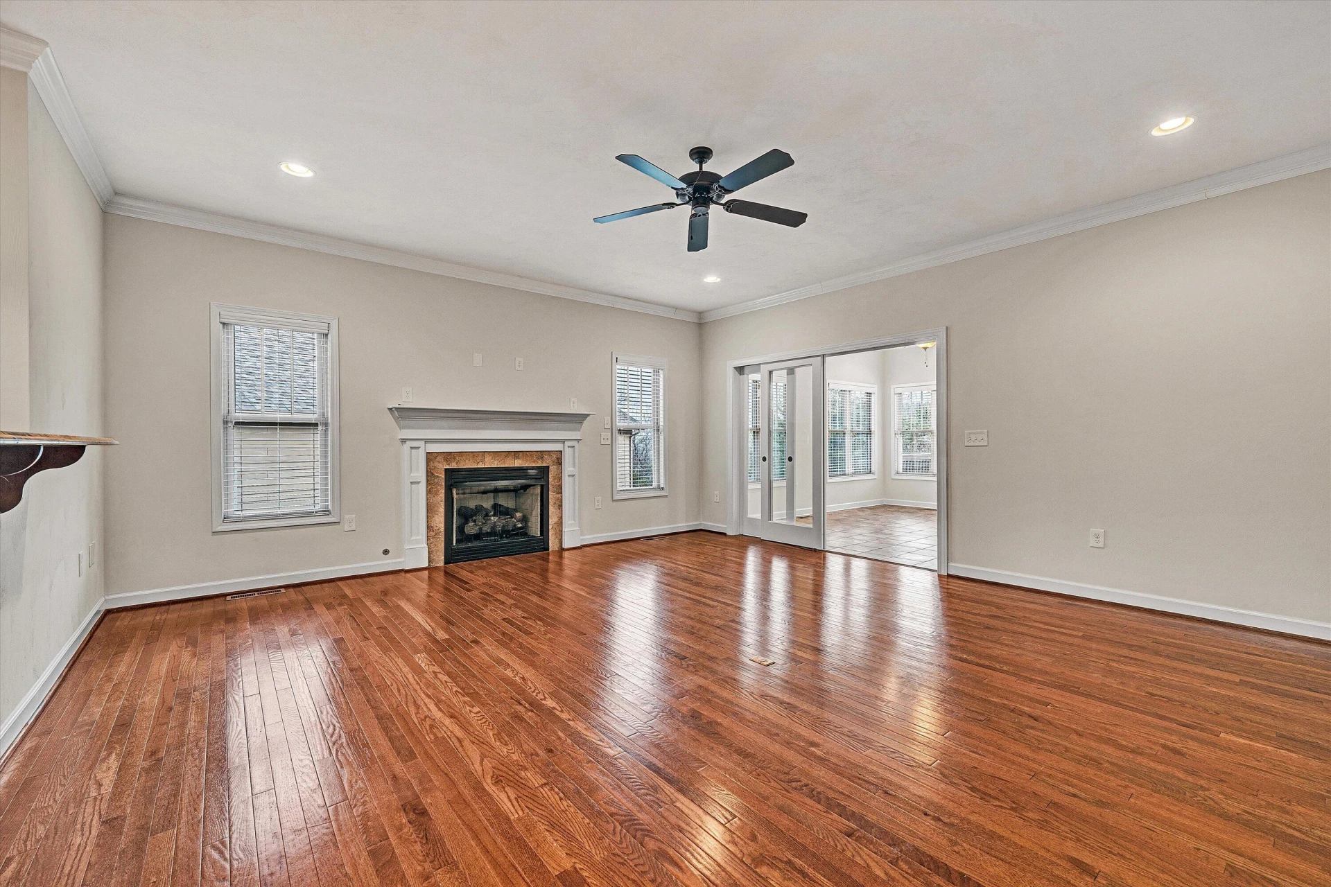 7125 Linn Cove CT - Photo 14