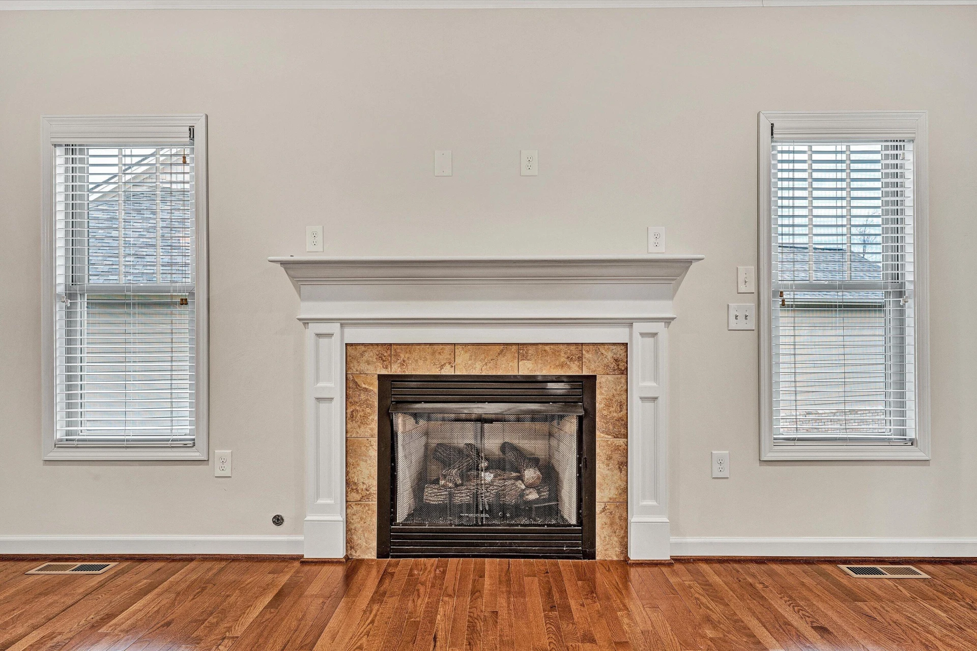 7125 Linn Cove CT - Photo 15