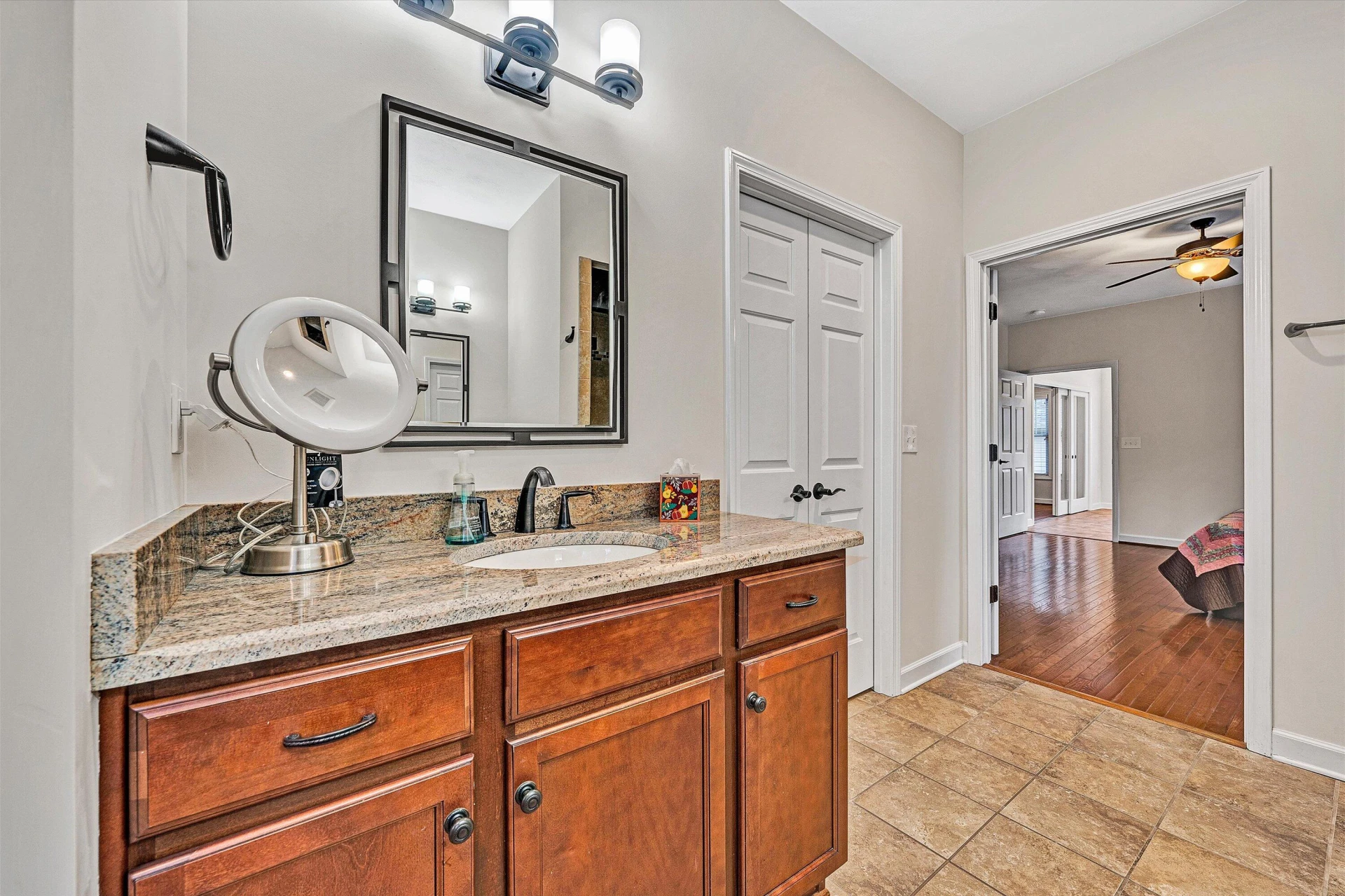 7125 Linn Cove CT - Photo 21