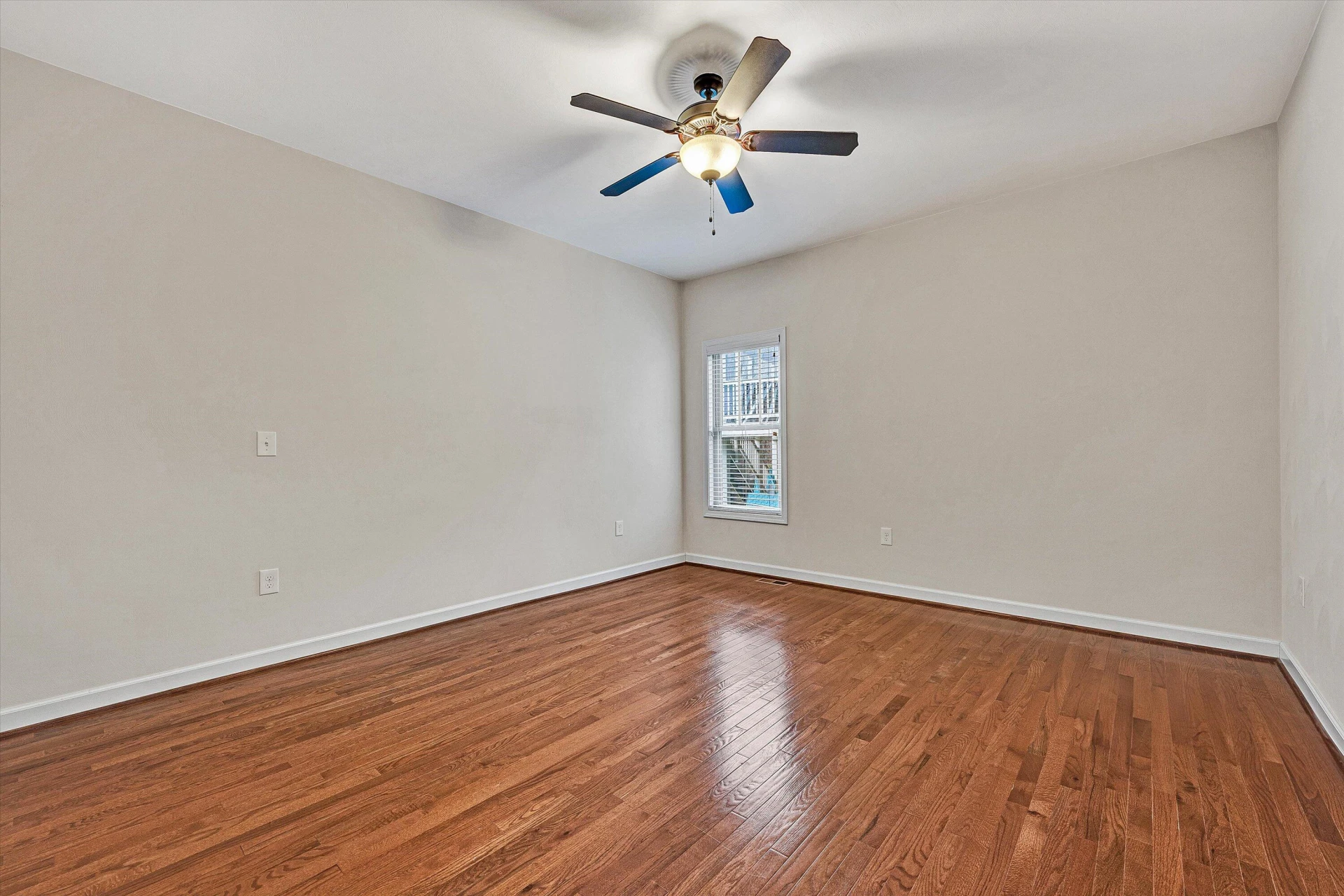 7125 Linn Cove CT - Photo 30