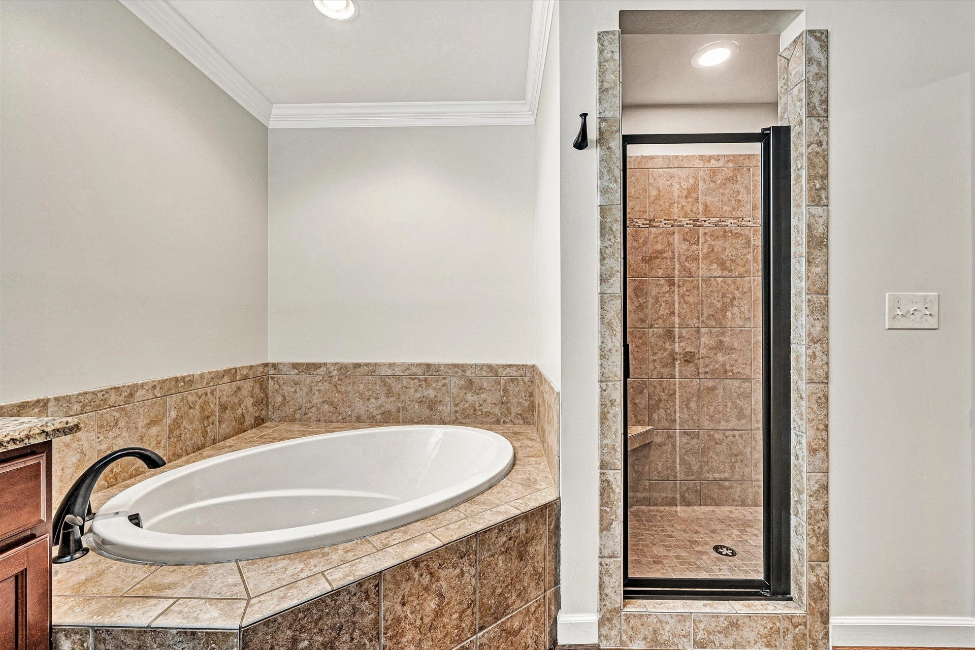 7125 Linn Cove CT - Photo 36