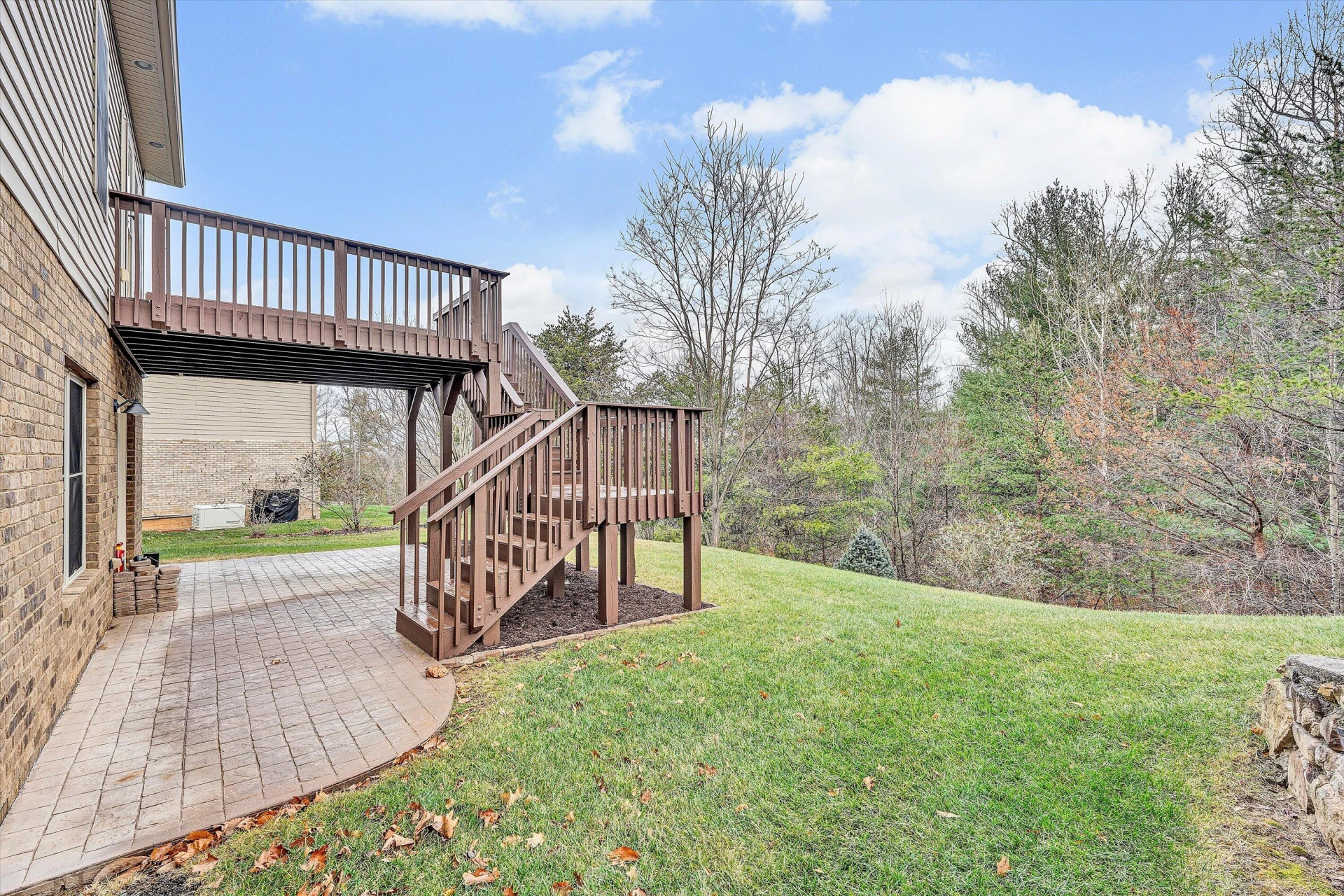 7125 Linn Cove CT - Photo 51