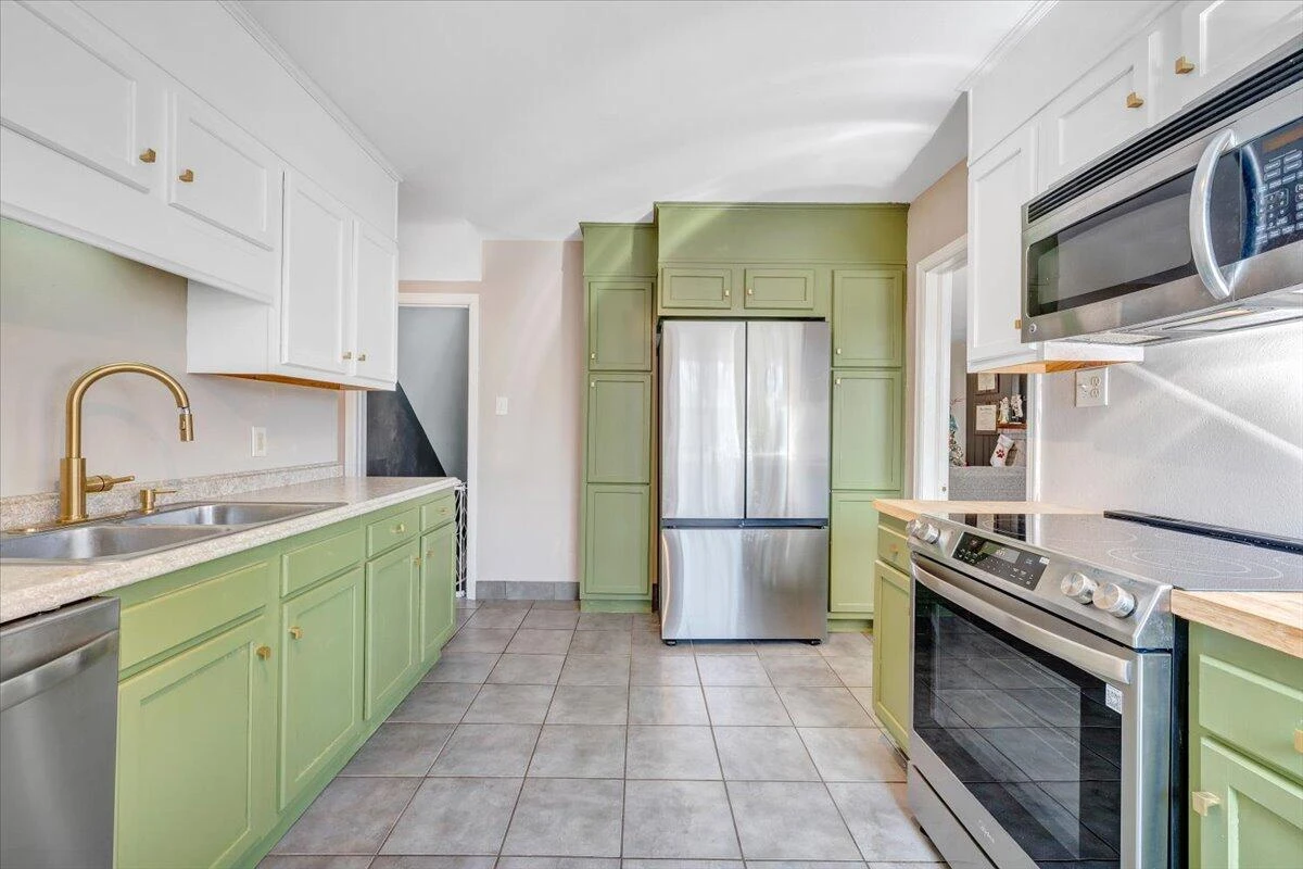 2415 Oakland BLVD NW - Photo 15