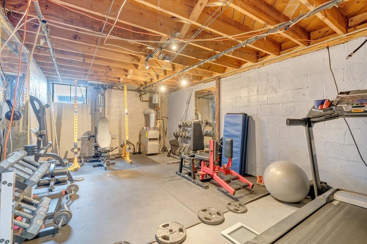 2415 Oakland BLVD NW - Photo 29