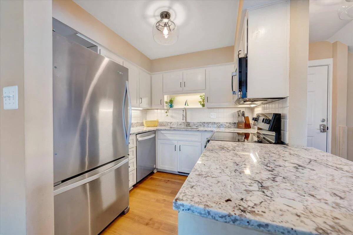 27 Peninsula Point DR - Photo 14