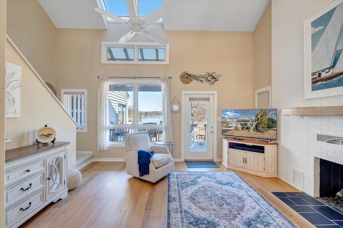 27 Peninsula Point DR - Photo 4