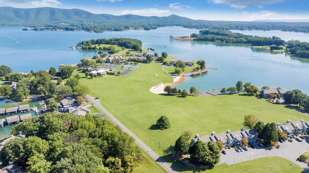 27 Peninsula Point DR - Photo 53