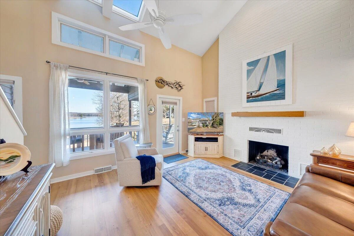 27 Peninsula Point DR - Photo 7