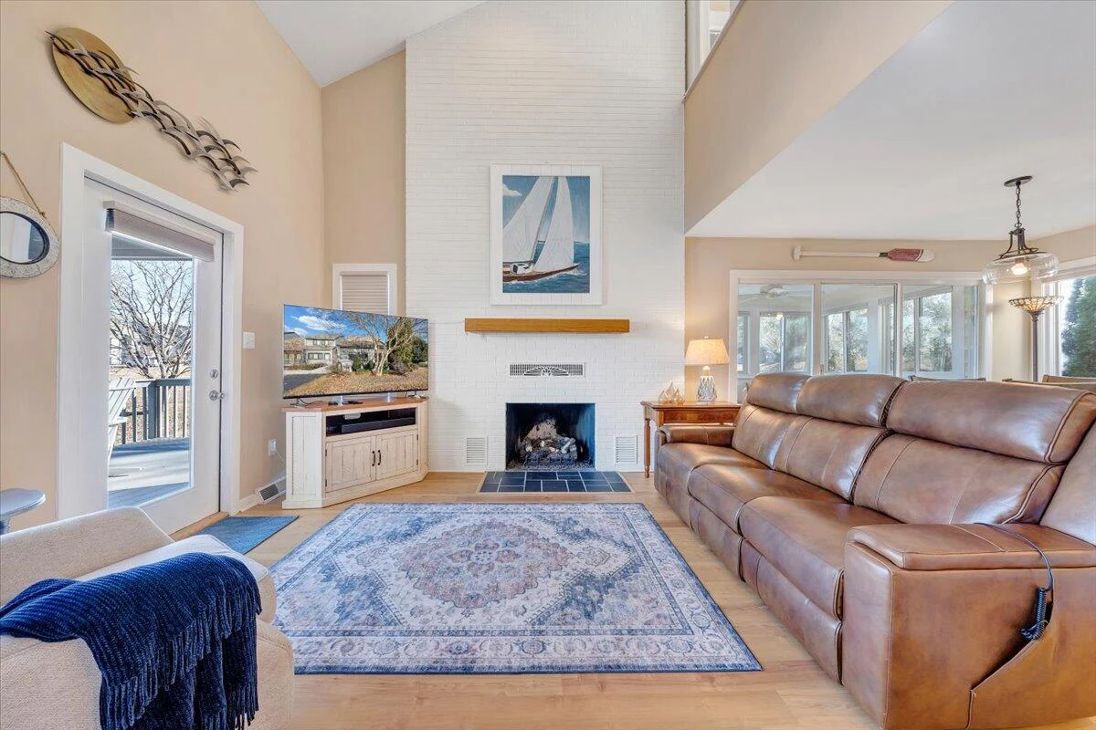 27 Peninsula Point DR - Photo 8