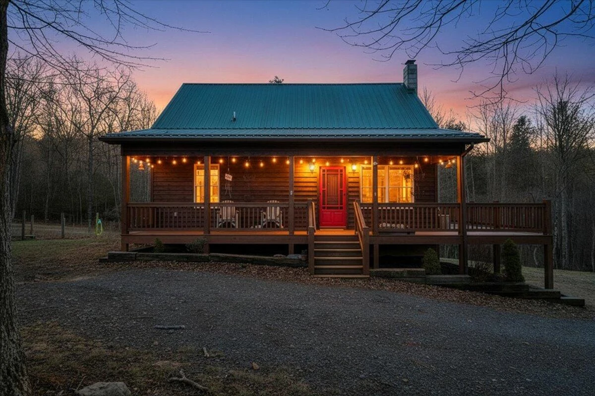 192 Meadows Farm RD - Photo 2