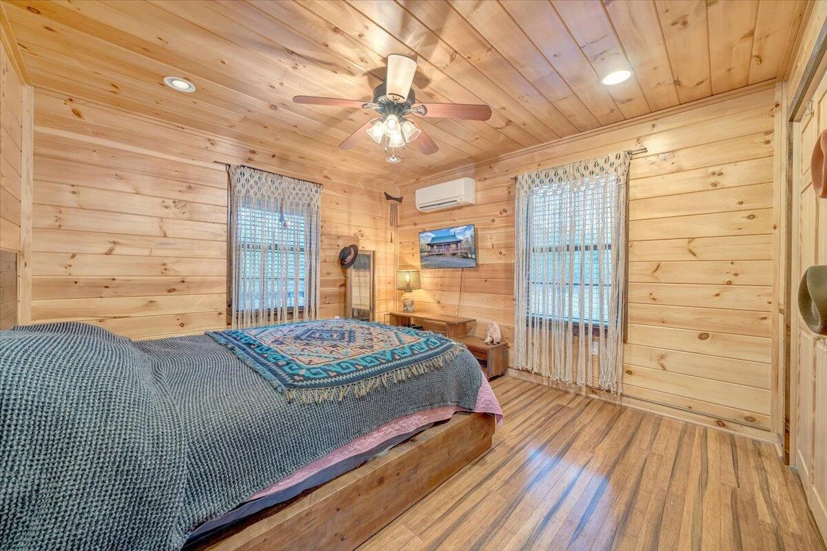 192 Meadows Farm RD - Photo 26