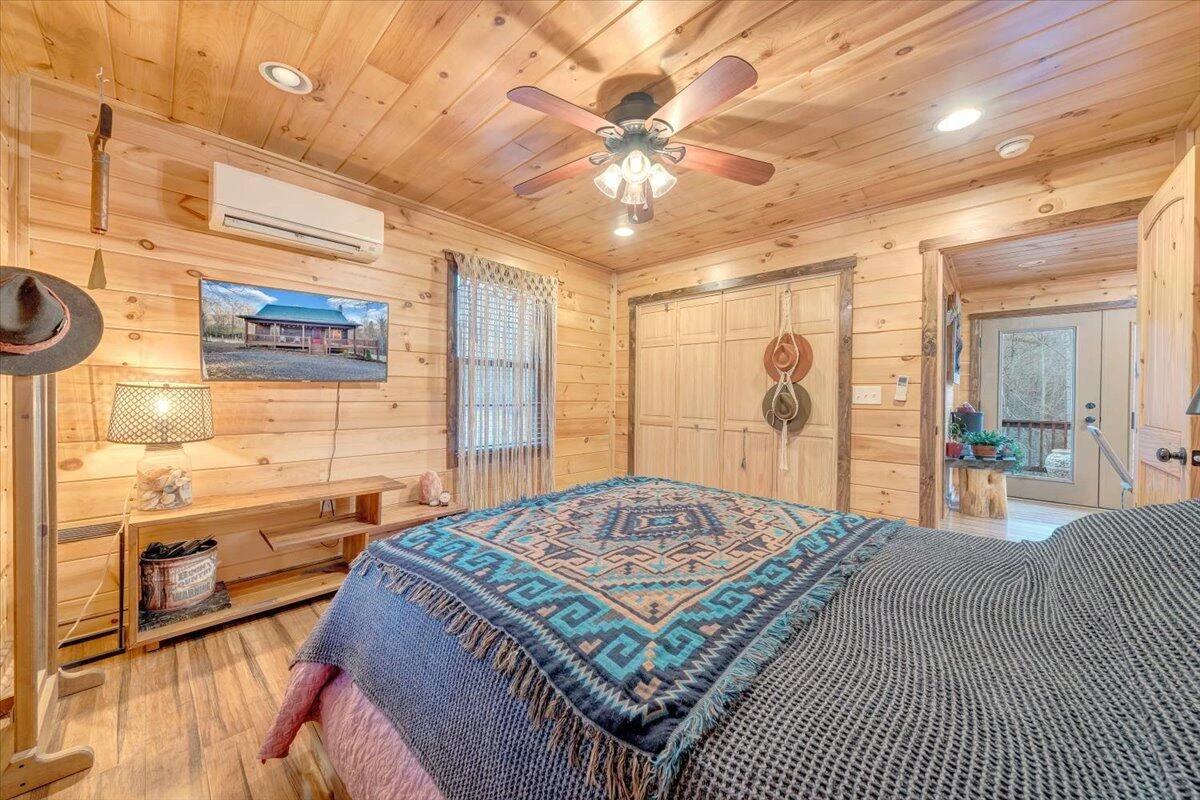192 Meadows Farm RD - Photo 27