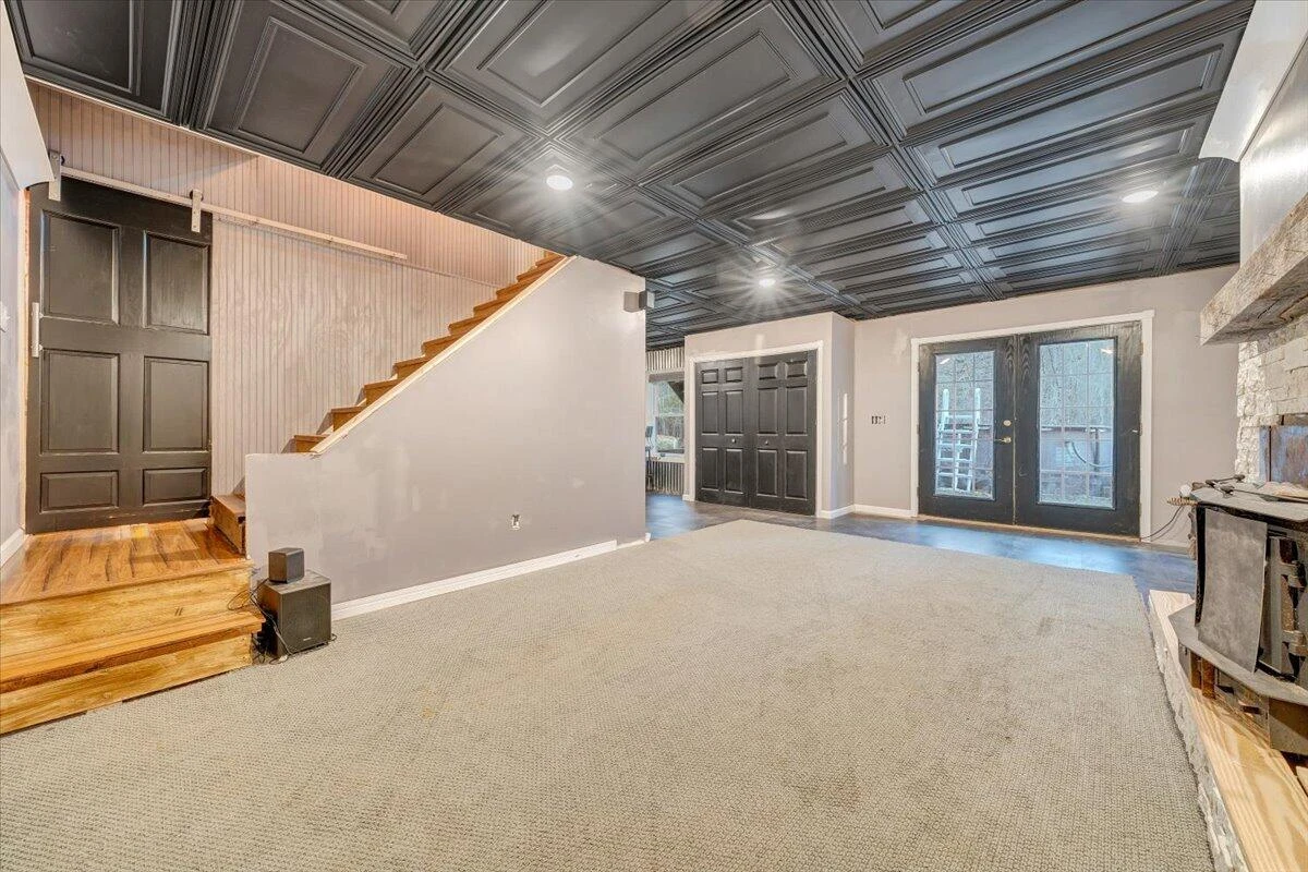 192 Meadows Farm RD - Photo 33