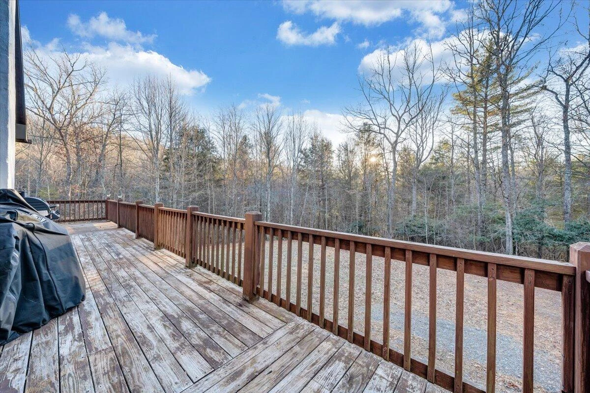 192 Meadows Farm RD - Photo 42