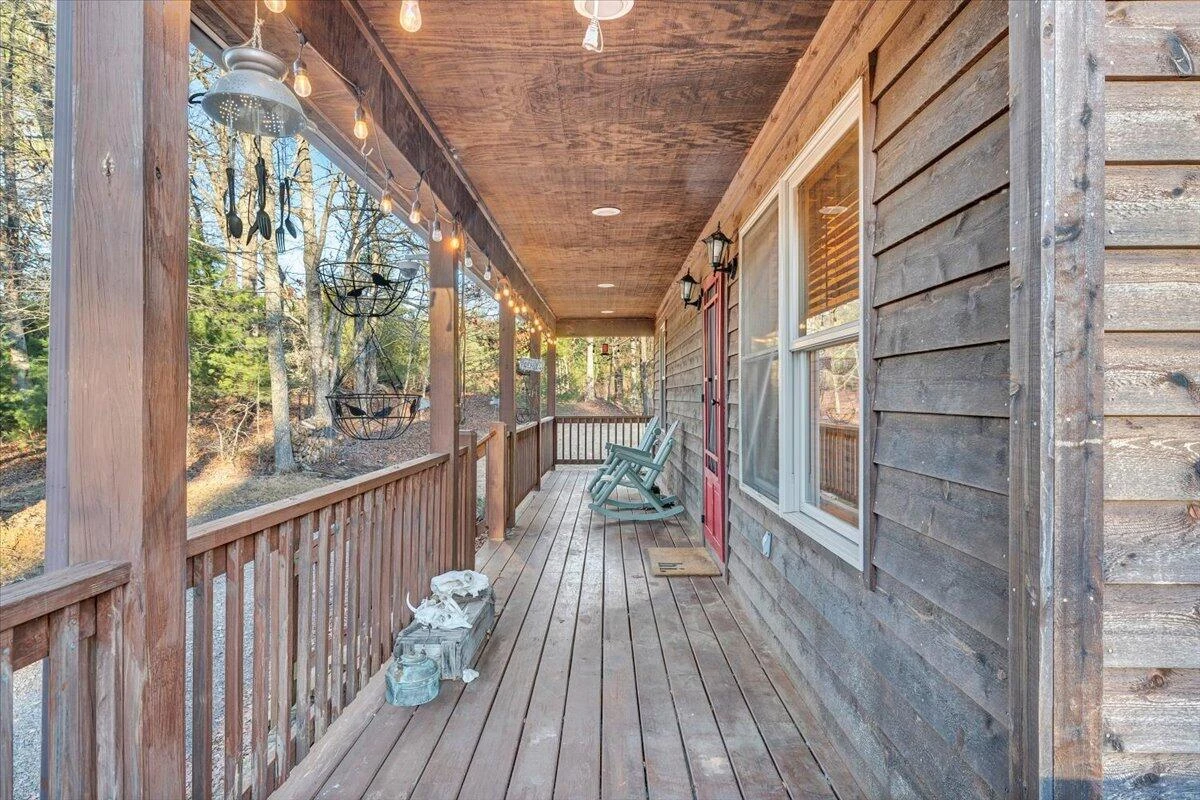 192 Meadows Farm RD - Photo 5