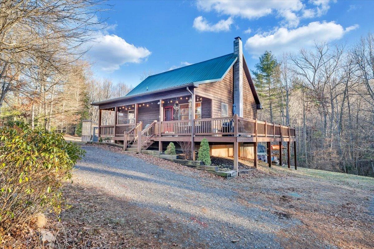 192 Meadows Farm RD - Photo 59