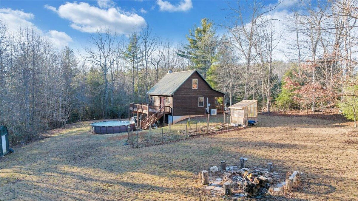 192 Meadows Farm RD - Photo 63