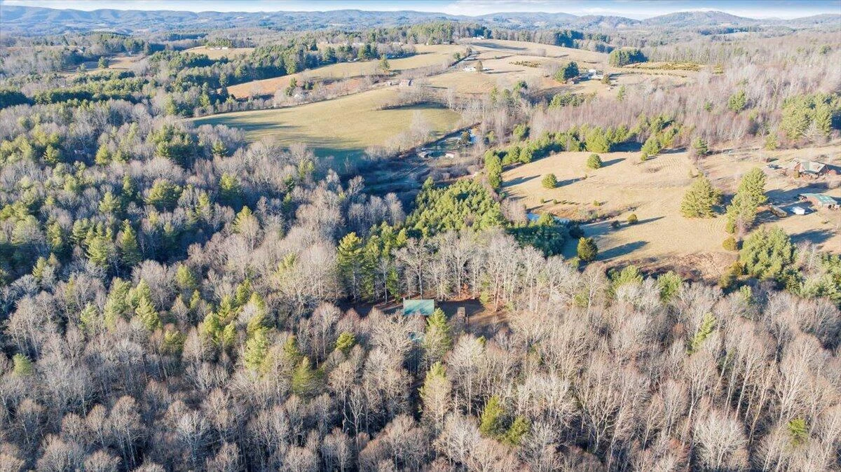 192 Meadows Farm RD - Photo 75